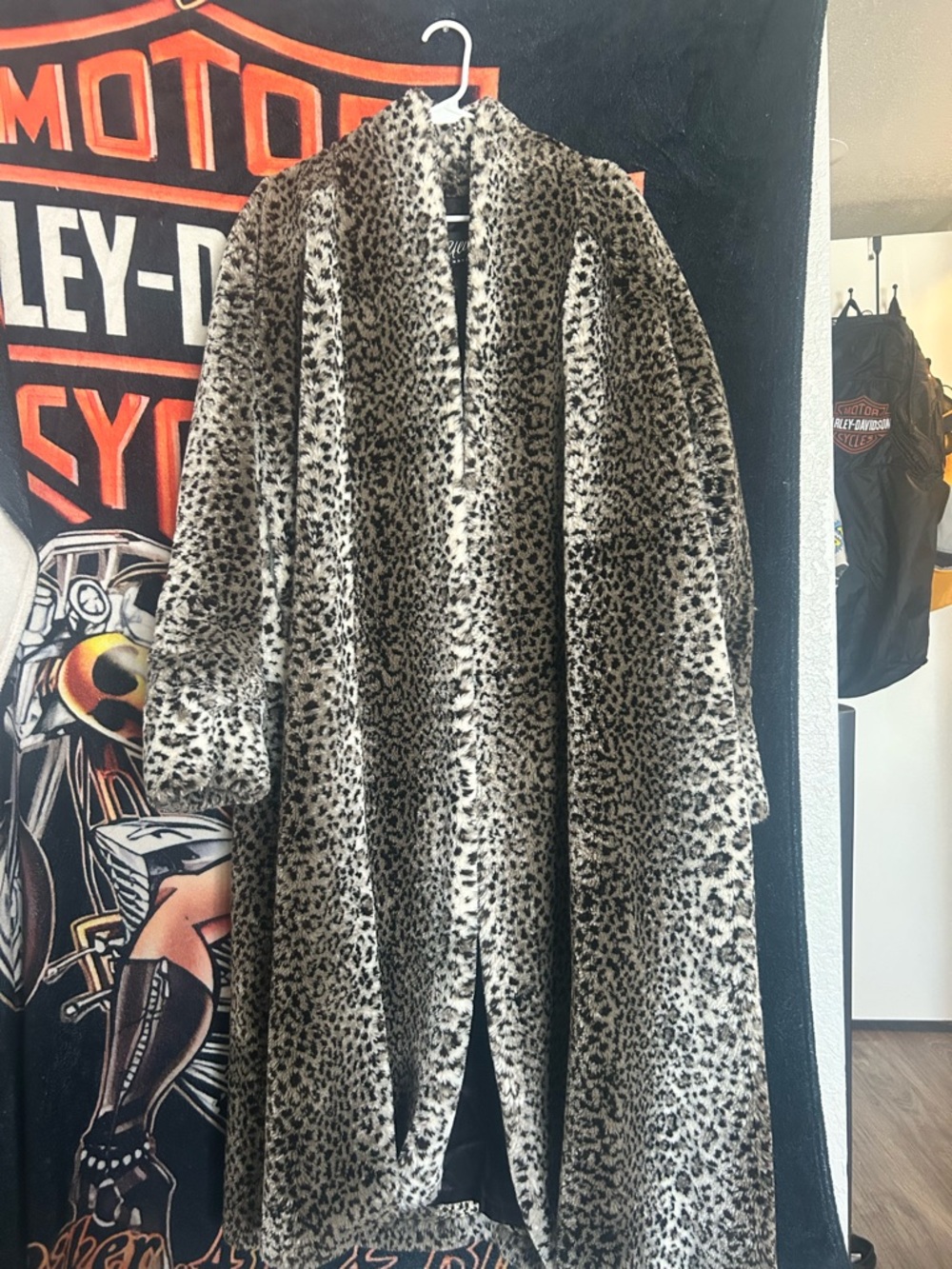 Faux Fur Leopard Print Long Coat - Black & Cream